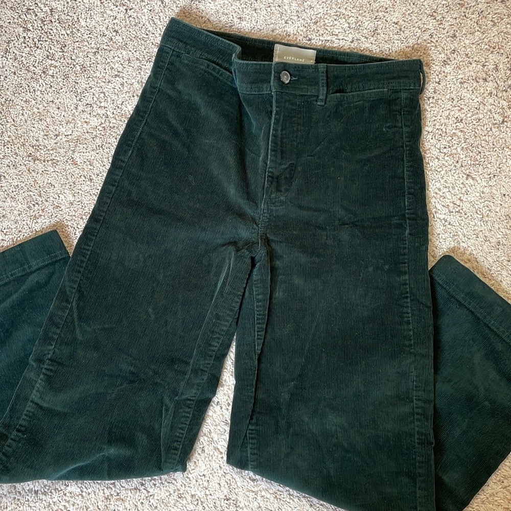 Everlane Corduroy Wide Leg Pants, size 8, in Scarab Green